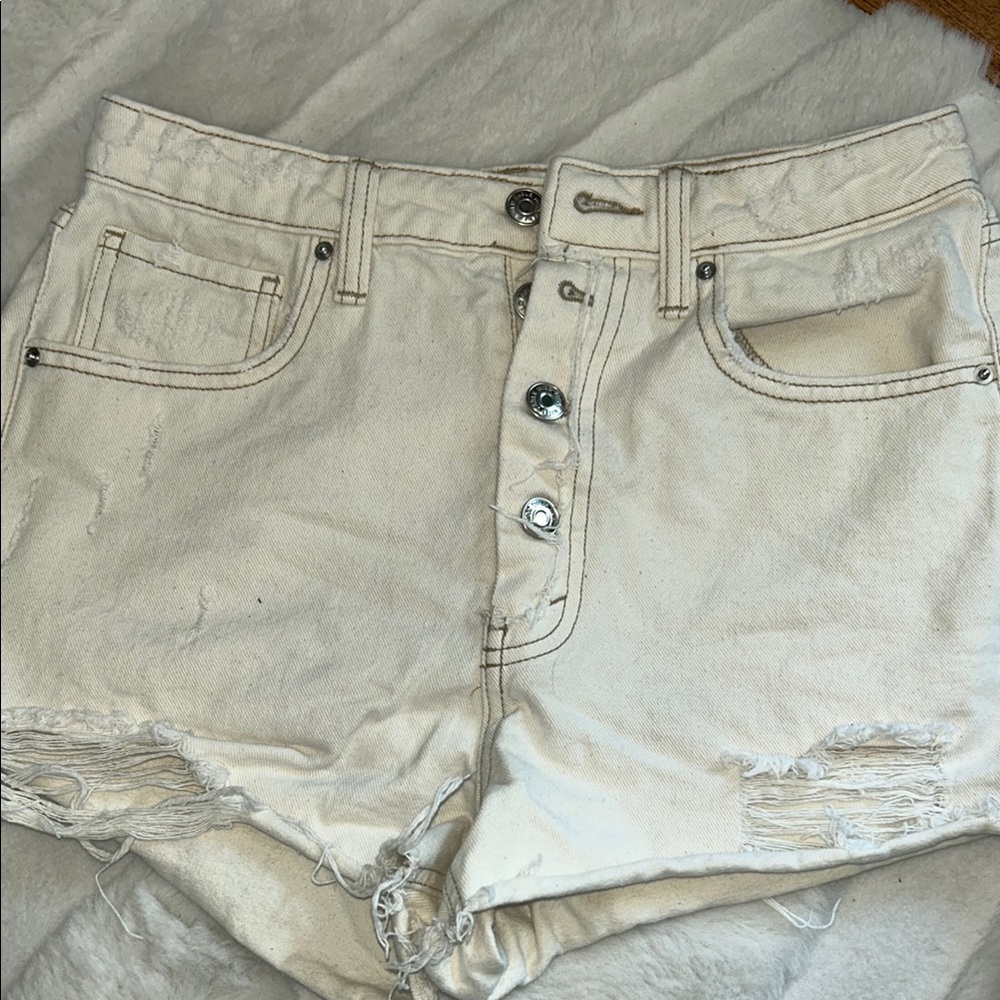 Stylish Cream Women's Shorts